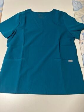 COMPLETELY NEW Figs Teal V-Neck Medical Scrub Top